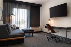 Courtyard By Marriott Fresno Clovis
