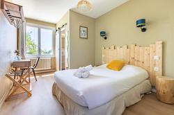 Hotel Les Vieux Acacias