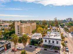 Uptown Inn By Vantaggio Suites