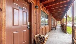 Willamette Pass Inn