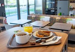 B&b Hotel Landerneau Bois Noir