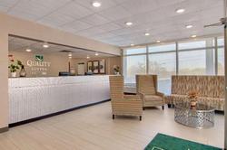 Quality Inn & Suites  (Carteville)