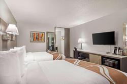Quality Inn & Suites  (Carteville)