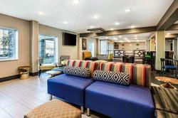 Comfort Inn & Suites Airport