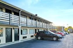 Brookville Inn OYO Dayton International Airport