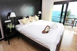 Moonlight Exotic Bay Resort