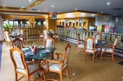 13 Coins Bang Yai Hotel by ZUZU