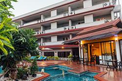 Gazebo Resort Pattaya by ZUZU