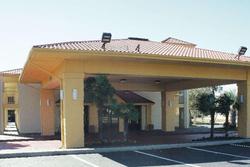 Super 8 by Wyndham Savannah