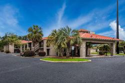 Super 8 by Wyndham Savannah