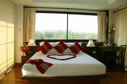 Chaweng Lakeview Condotel