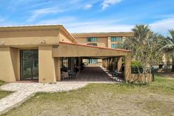 Ramada by Wyndham Jacksonville I-95 by Butler Blvd