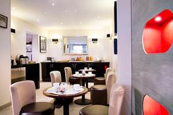 Hotel 10 OPERA