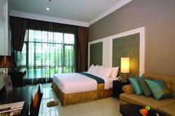 Hope Land Hotel & Executive Residence