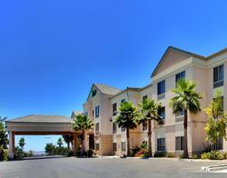 Holiday Inn Express & Suites San Diego Otay Mesa