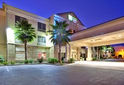 Holiday Inn Express & Suites San Diego Otay Mesa