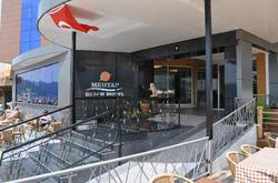 Point Beach Hotel