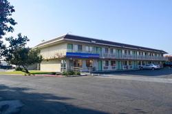 Motel 6 Bakersfield Airport
