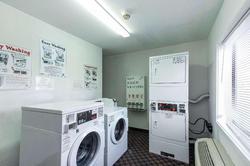 Econo Lodge Inn & Suites Des Moines - Merle Hay Rd