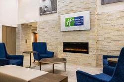 Holiday Inn Exp & Sts Indianapolis W- Airport Area