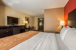 Comfort Suites At WestGate Mall