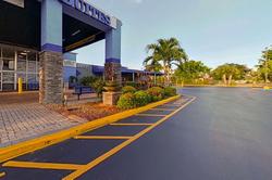 Rodeway Inn and Suites FLL Airport - Cruise Port