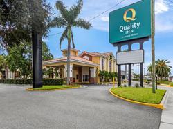 Quality Inn Airport - Cruise Port