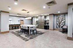 DoubleTree by Hilton Tulsa - Warren Place