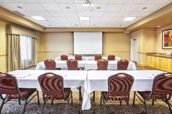 Hampton Inn & Suites Madison West