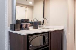 Embassy Suites by Hilton Dallas Love Field