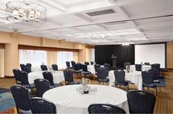 Embassy Suites by Hilton Kansas City Plaza