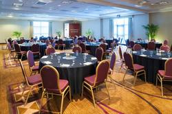 DoubleTree by Hilton Milwaukee - Brookfiel
