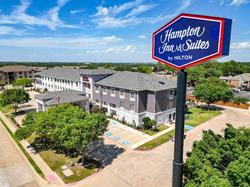 Hampton Inn & Suites Denton