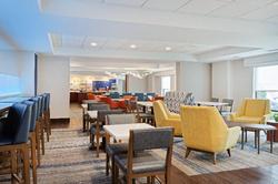 Holiday Inn Express & Suites Cincinnati Riverfront
