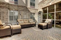 Hampton Inn & Suites Chicago Aurora
