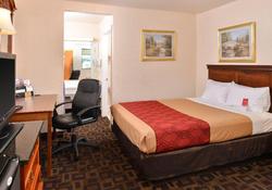 Econo Lodge Bellmawr Area