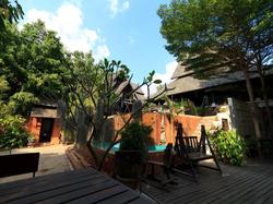 Rainforest ChiangMai Hotel