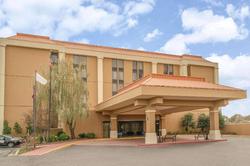 La Quinta Inn & Suites Memphis Airport - Graceland