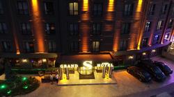 Grand S Hotel