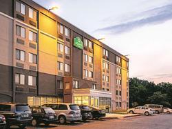 La Quinta Inn & Suites Baltimore North