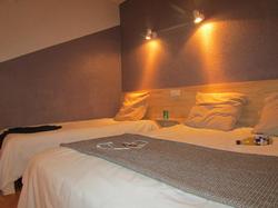 Empire Hotel