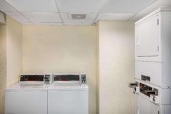 La Quinta Inn & Suites Austin Southwest at Mopac