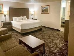 Clarion Pointe Wenatchee