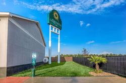La Quinta Inn by Wyndham San Antonio Brooks City