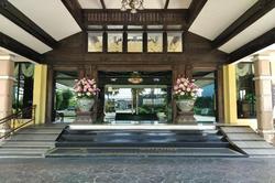 Ruean Phae Royal Park Hotel by ZUZU