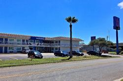 Motel 6-Corpus Christi East / N. Padre