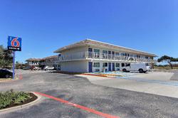 Motel 6-Corpus Christi East / N. Padre