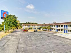 Motel 6 Pittsburgh Crafton