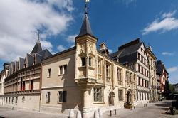 De Bourgtheroulde, Autograph Collection