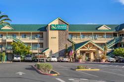 Quality Inn & Suites Ulmar Area